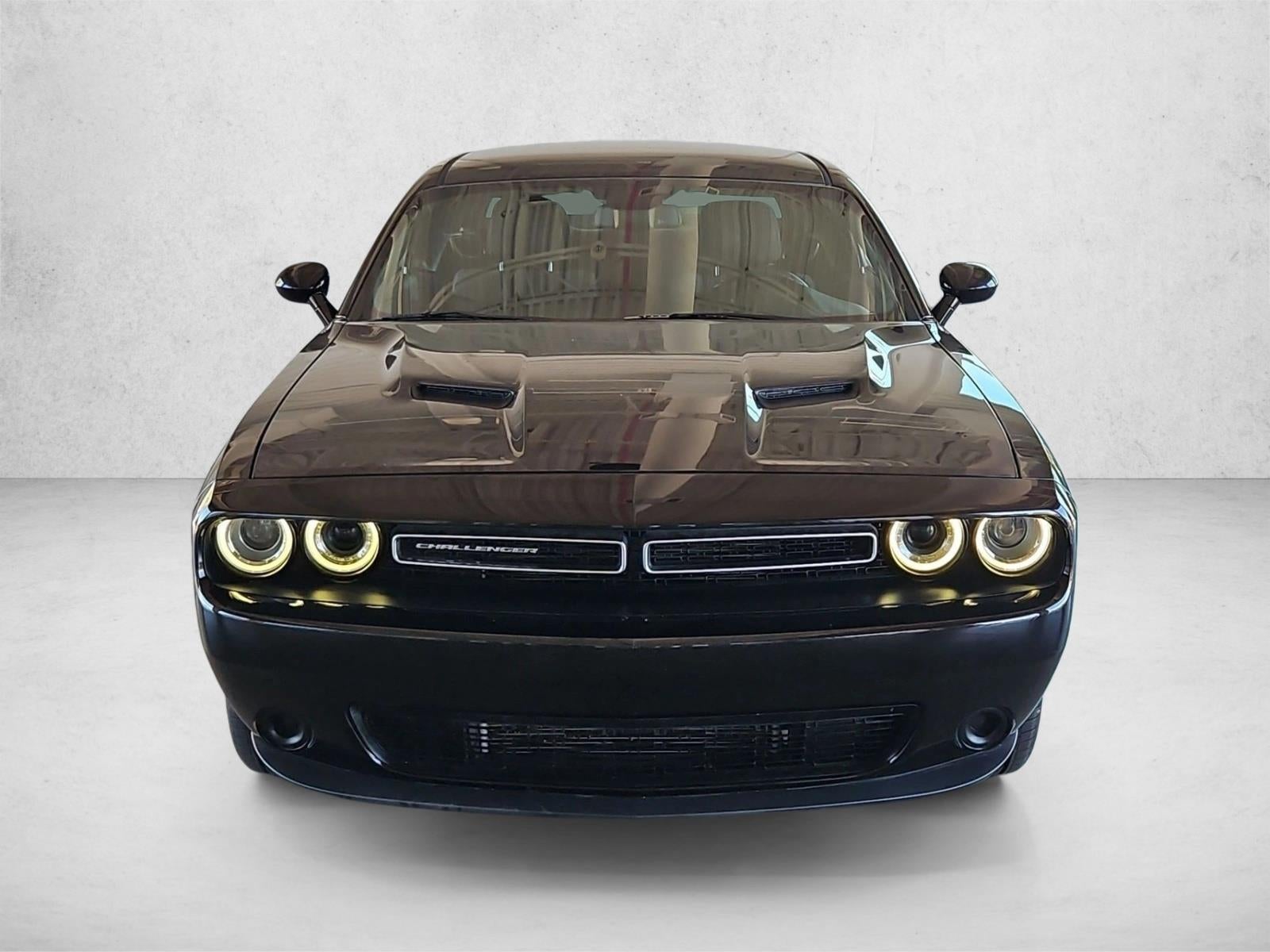 2018 Dodge Challenger SXT RWD