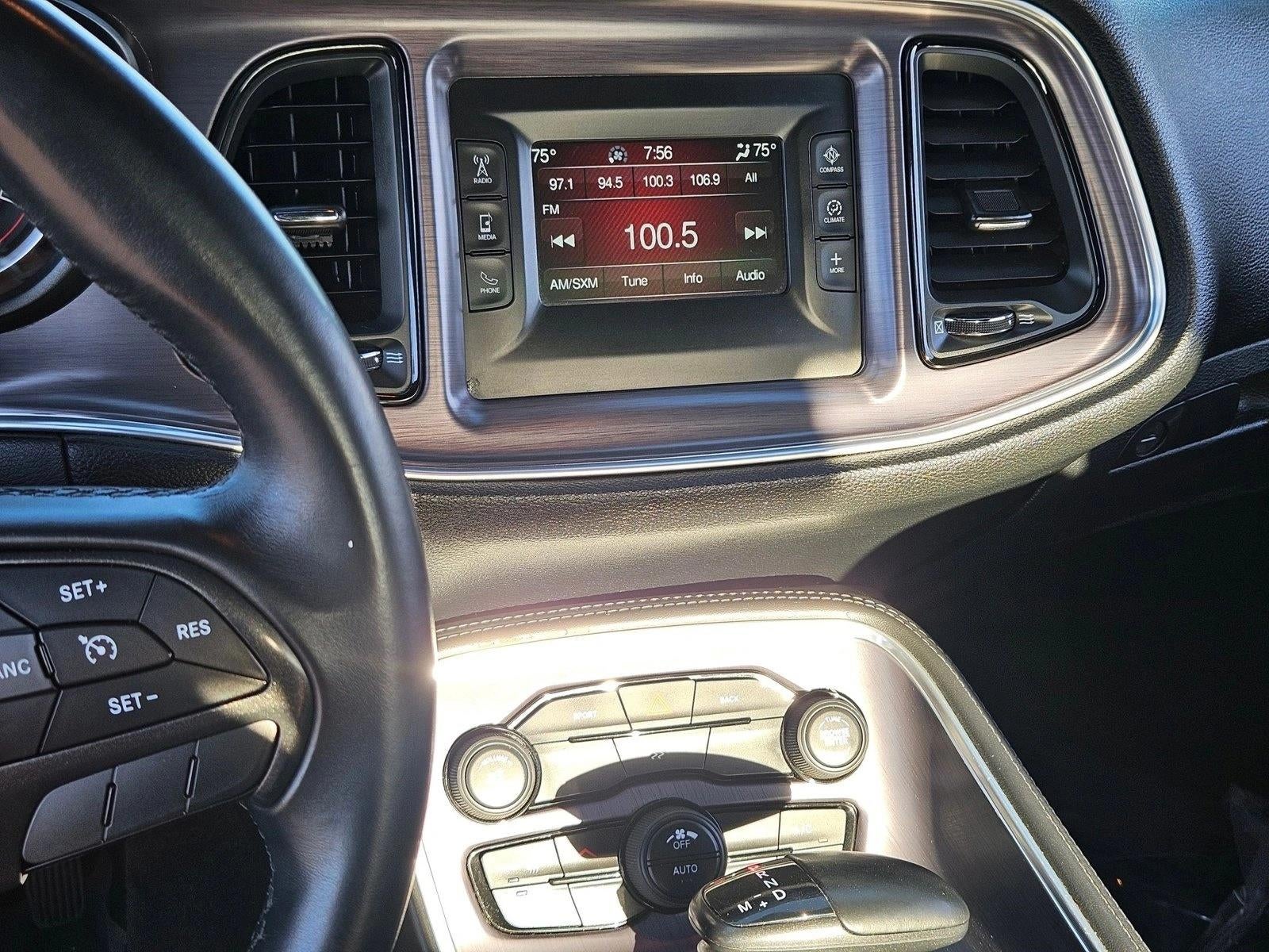 2016 Dodge Challenger 2dr Cpe SXT