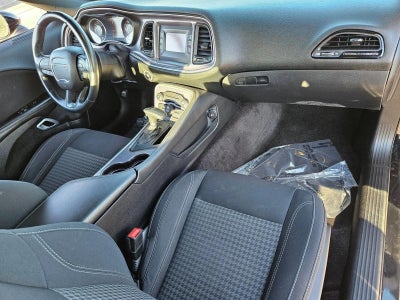 2016 Dodge Challenger 2dr Cpe SXT