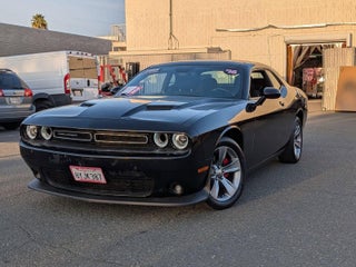 2016 Dodge Challenger 2dr Cpe SXT