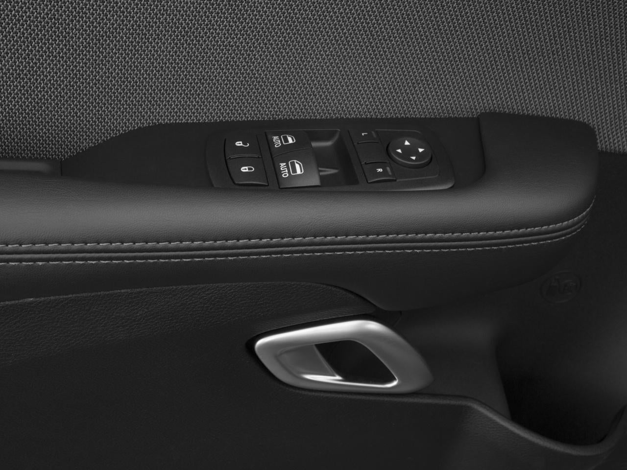 2016 Dodge Challenger 2dr Cpe SXT