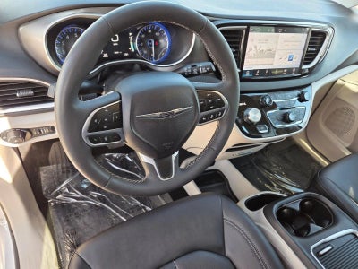 2024 Chrysler Pacifica Touring L FWD