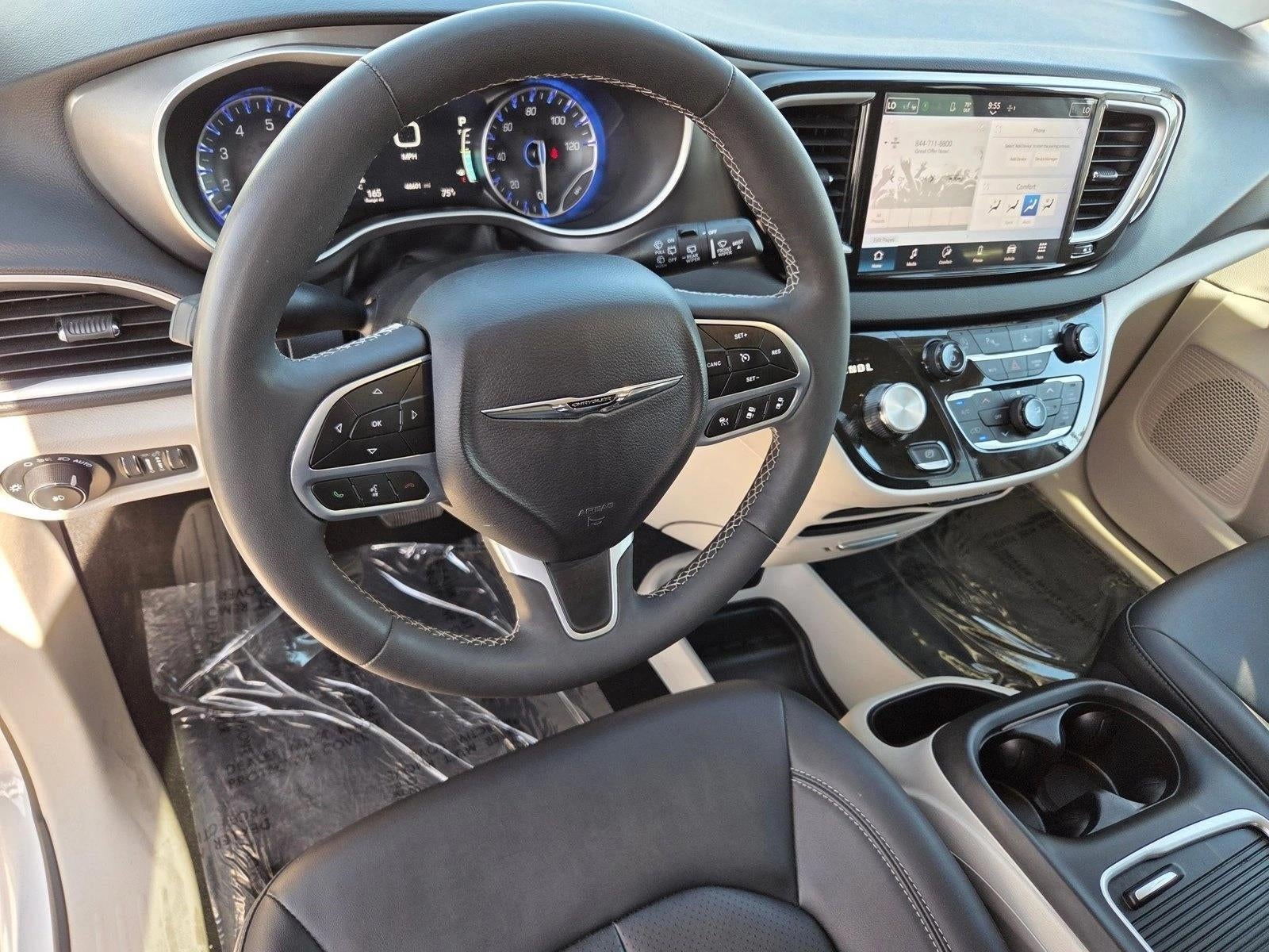 2024 Chrysler Pacifica Touring L FWD