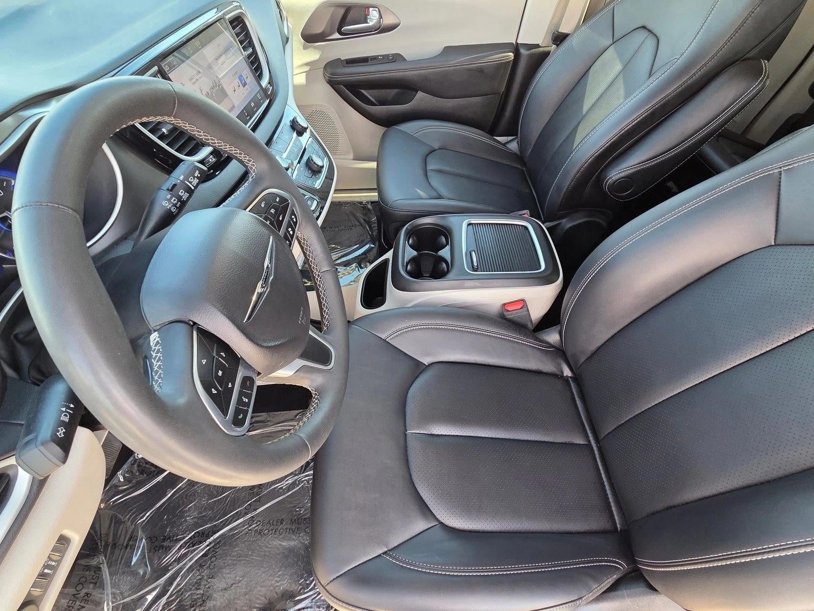 2024 Chrysler Pacifica Touring L FWD