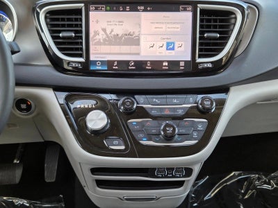 2024 Chrysler Pacifica Touring L FWD