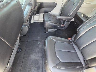 2024 Chrysler Pacifica Touring L FWD