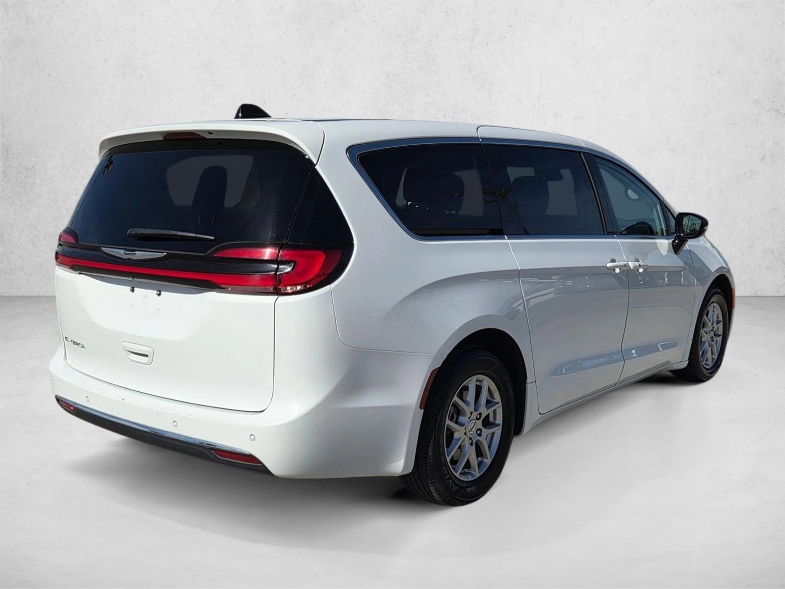 2024 Chrysler Pacifica Touring L FWD