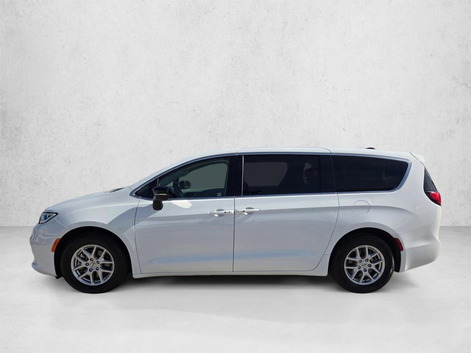 2024 Chrysler Pacifica Touring L FWD