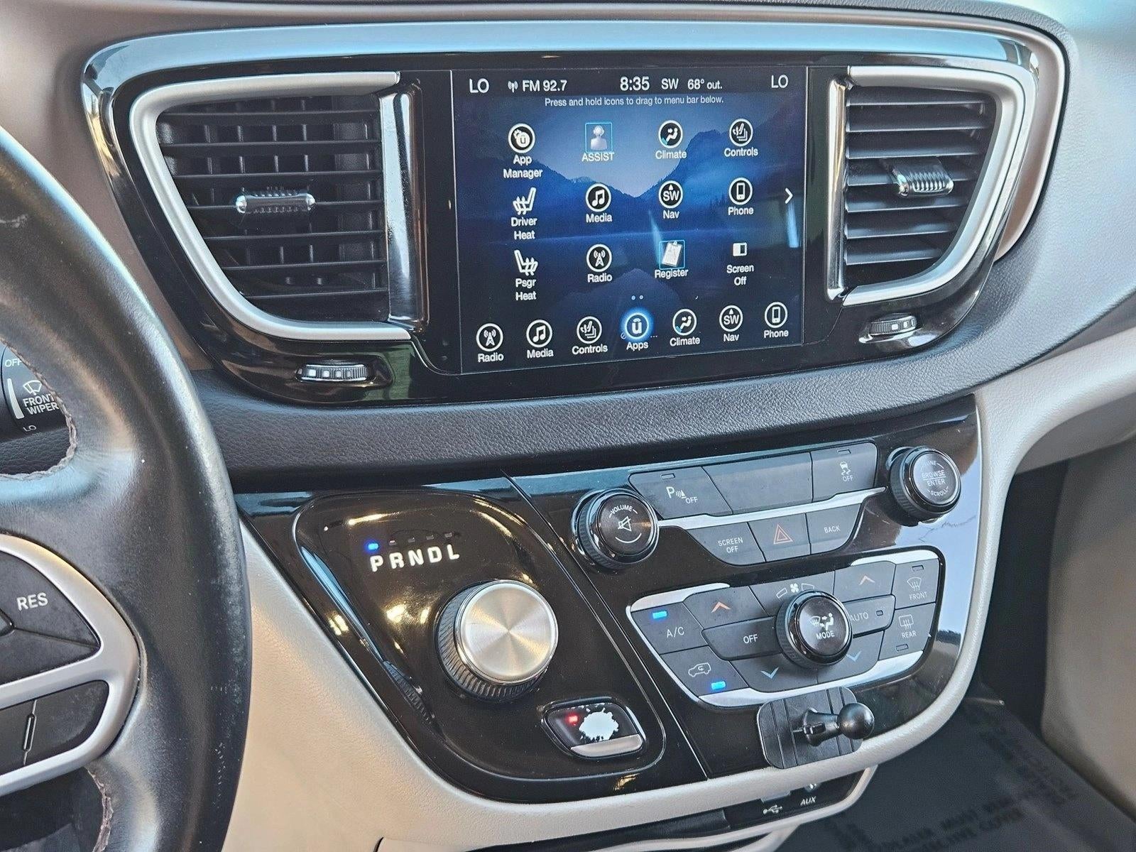 2017 Chrysler Pacifica Touring-L FWD