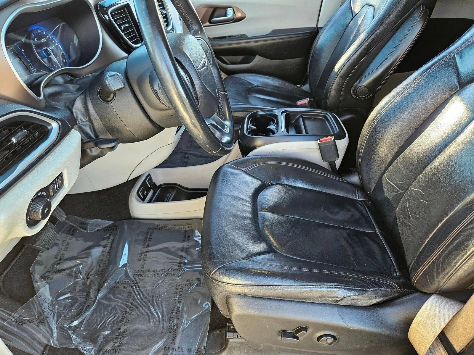 2017 Chrysler Pacifica Touring-L FWD