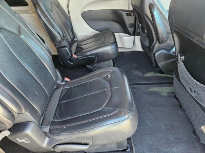 2017 Chrysler Pacifica Touring-L FWD