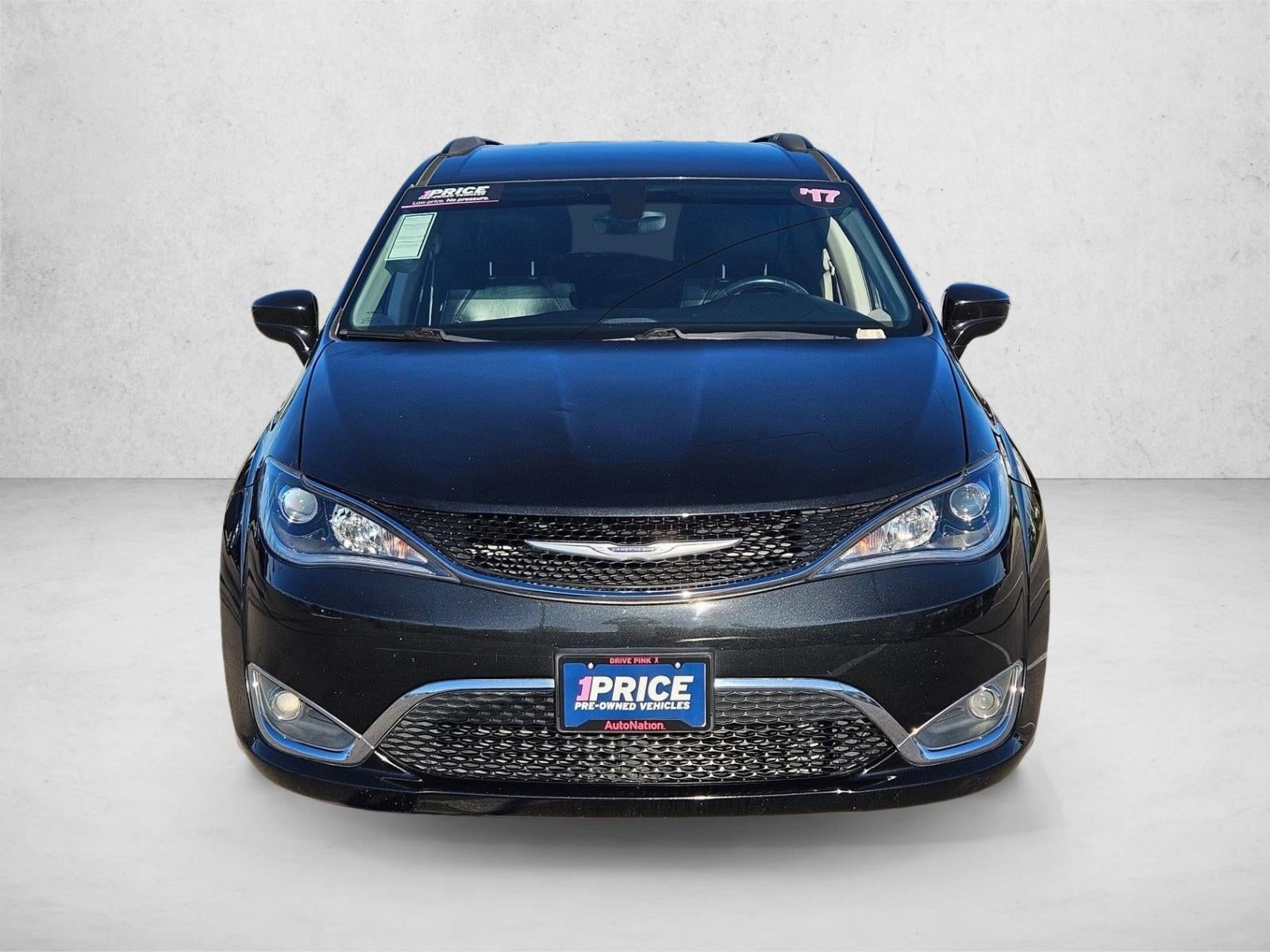 2017 Chrysler Pacifica Touring-L FWD