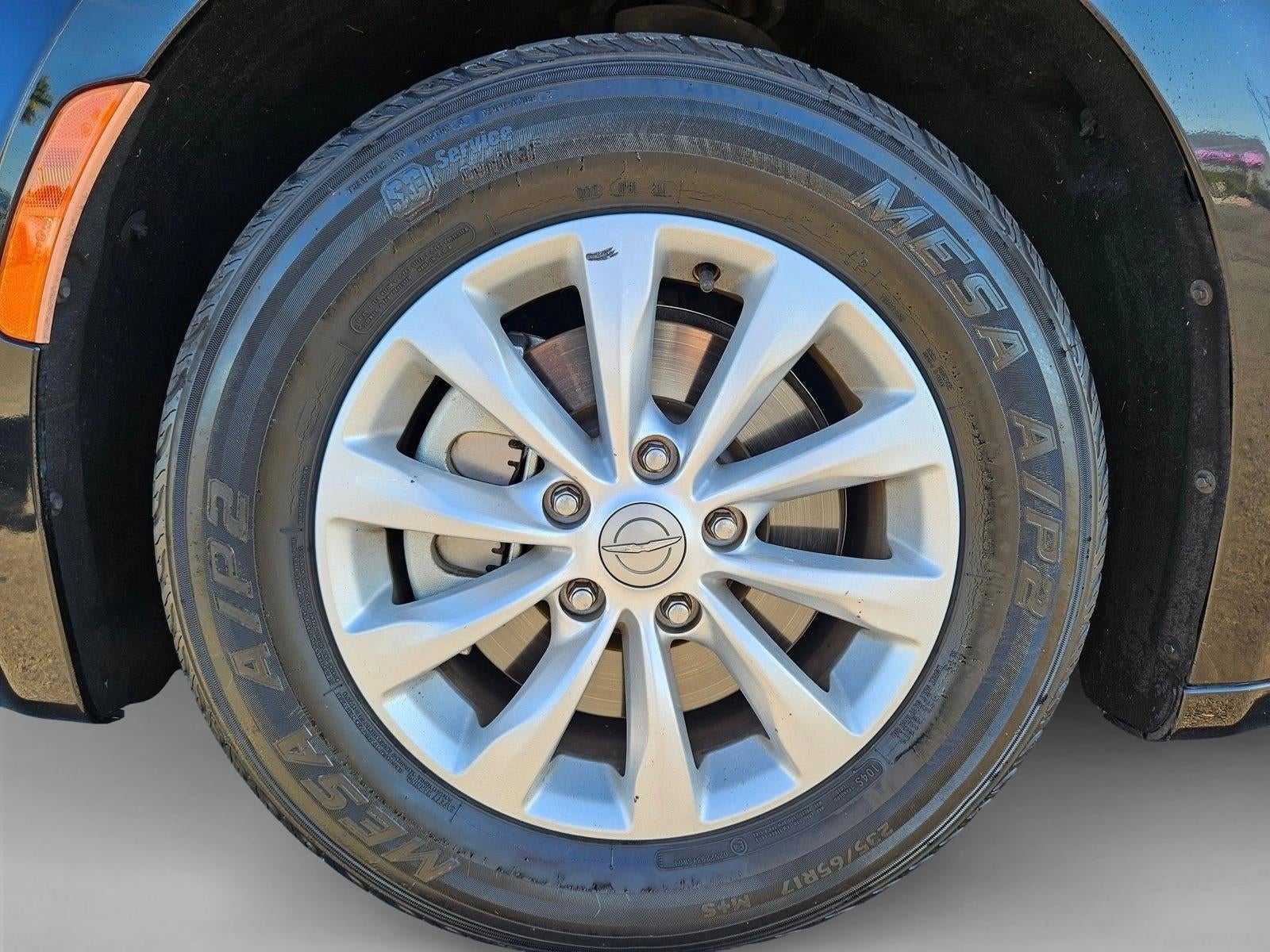 2017 Chrysler Pacifica Touring-L FWD