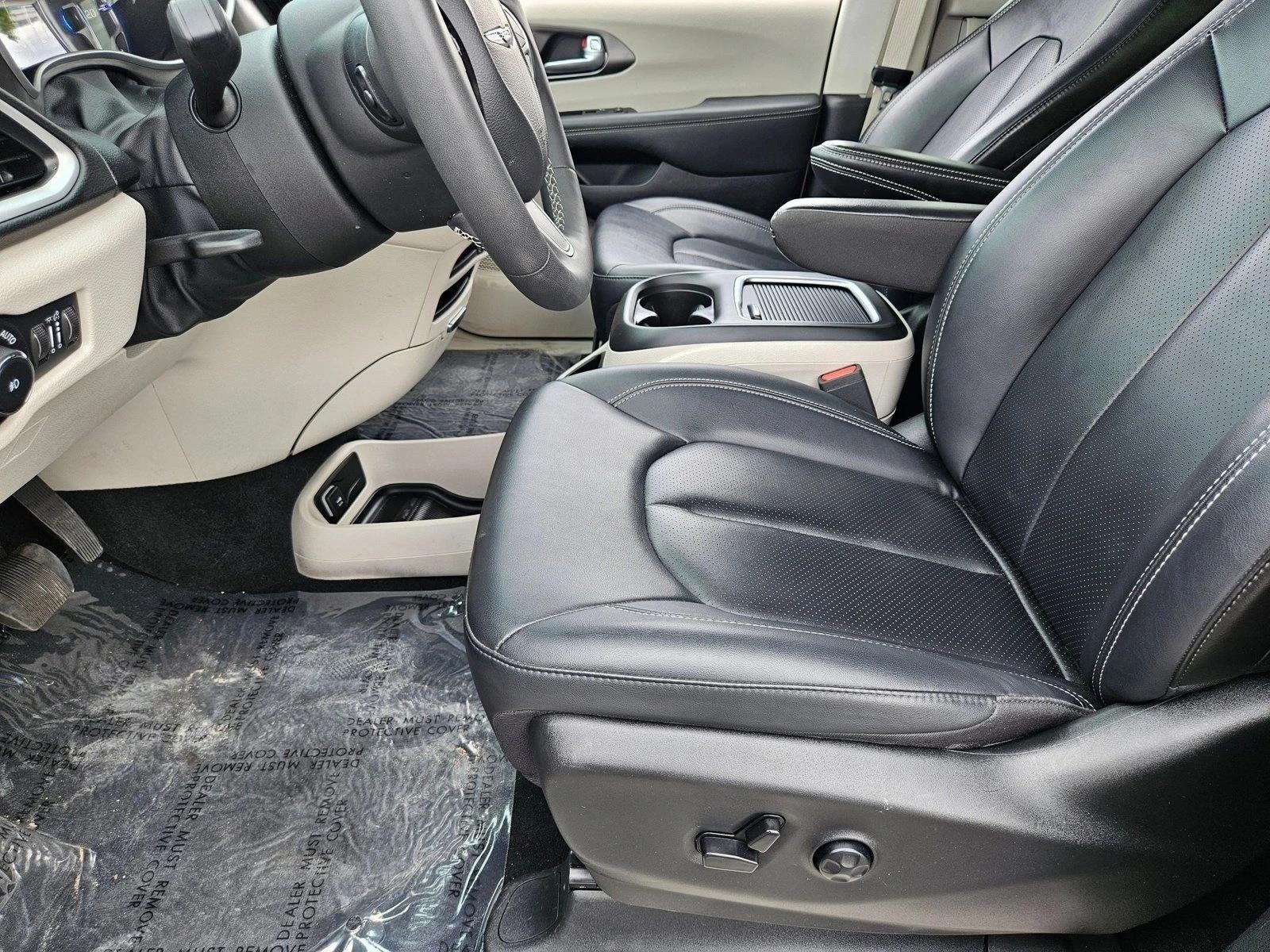 2024 Chrysler Pacifica Touring L FWD