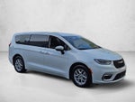 2023 Chrysler Pacifica Touring L FWD