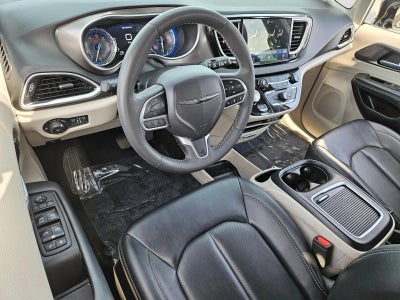 2024 Chrysler Pacifica Touring L FWD
