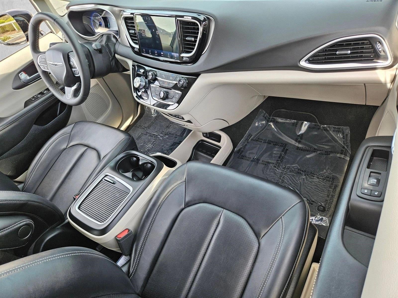 2024 Chrysler Pacifica Touring L FWD