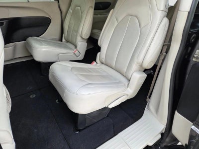 2021 Chrysler Pacifica Touring L FWD