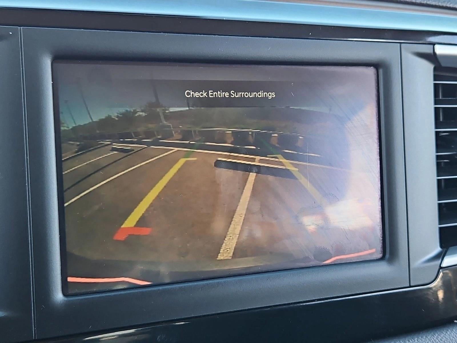 2023 Chrysler Voyager LX FWD