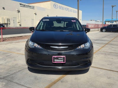 2023 Chrysler Voyager LX FWD