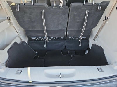 2023 Chrysler Voyager LX FWD