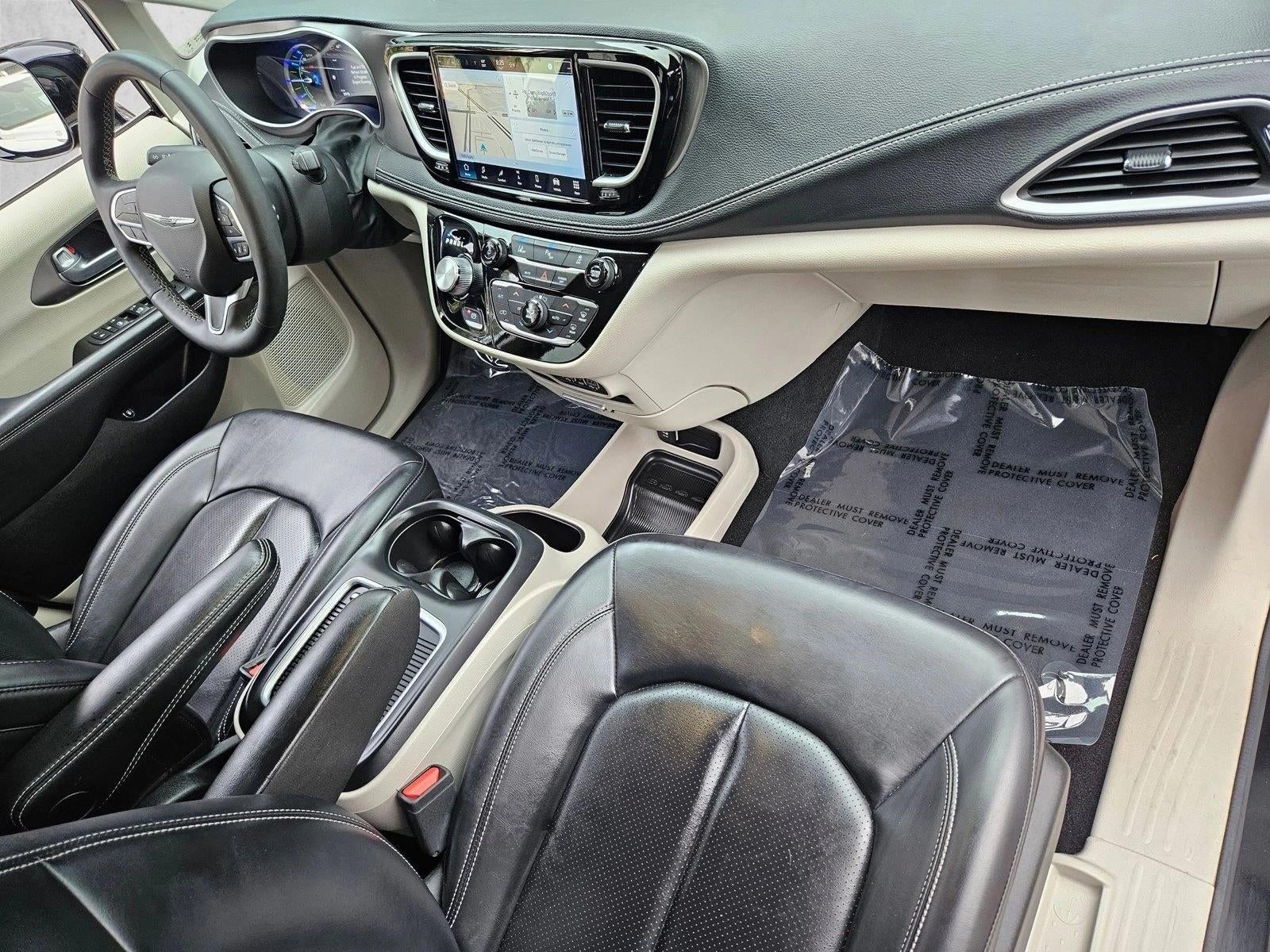 2024 Chrysler Pacifica Hybrid Select FWD