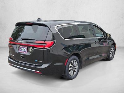 2024 Chrysler Pacifica Hybrid Select FWD