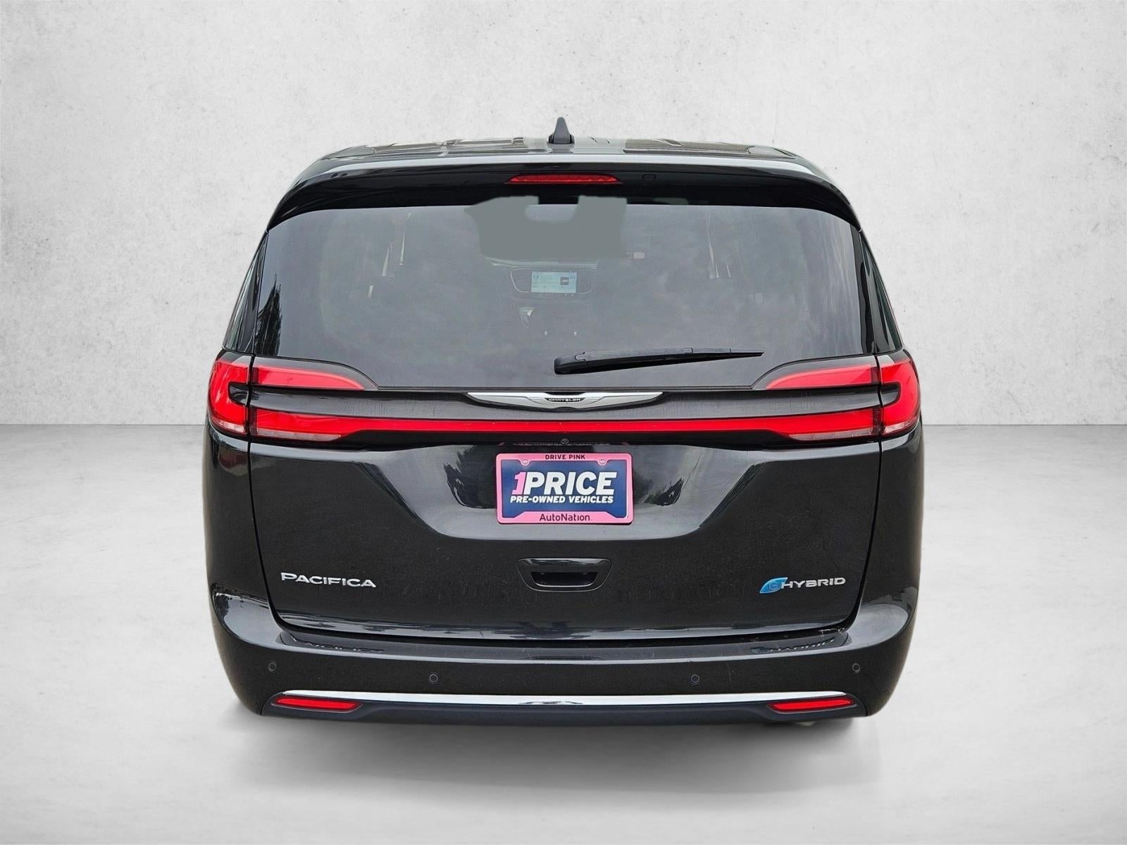 2024 Chrysler Pacifica Hybrid Select FWD