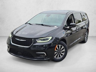 2024 Chrysler Pacifica Hybrid Select FWD