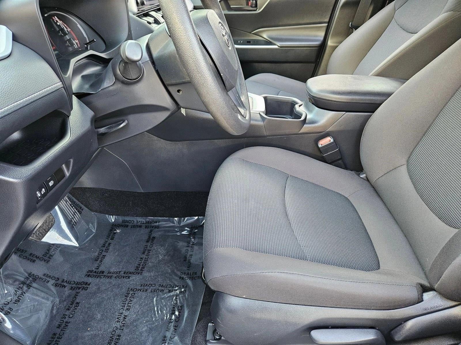 2025 Toyota RAV4 LE AWD (Natl)