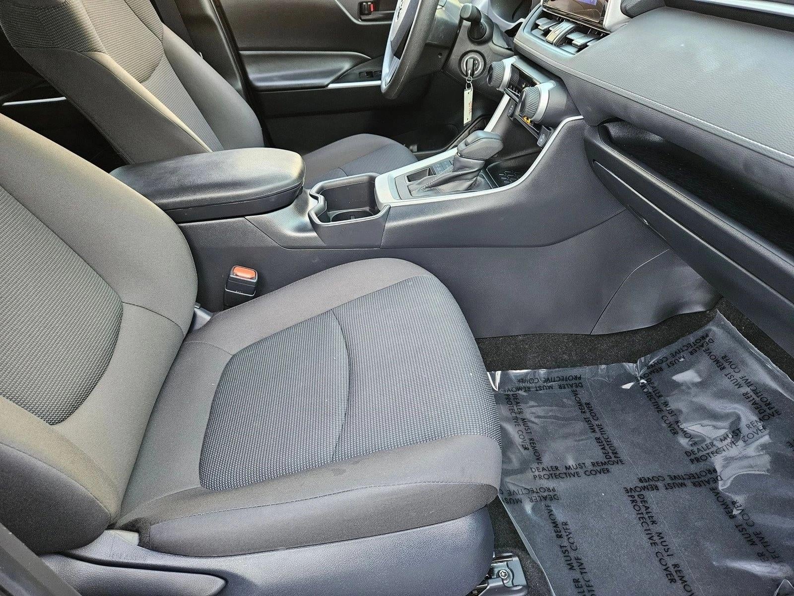 2025 Toyota RAV4 LE AWD (Natl)