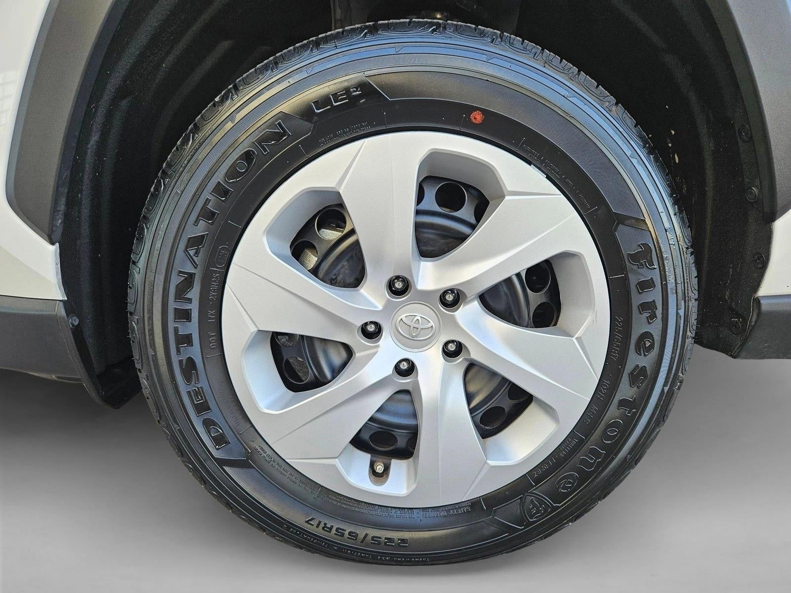 2025 Toyota RAV4 LE AWD (Natl)