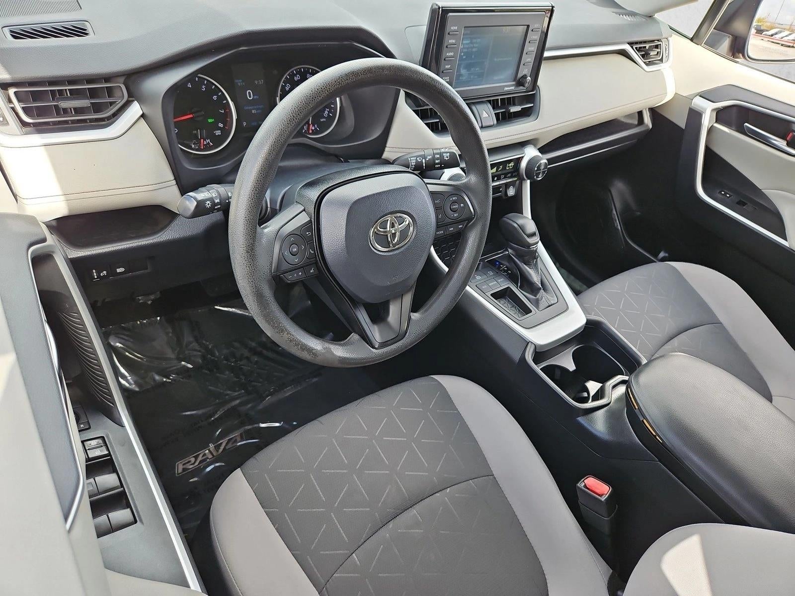 2020 Toyota RAV4 XLE FWD (Natl)