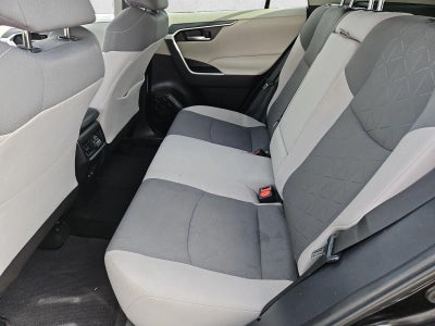 2020 Toyota RAV4 XLE FWD (Natl)