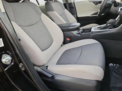 2020 Toyota RAV4 XLE FWD (Natl)