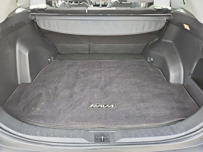 2020 Toyota RAV4 XLE FWD (Natl)