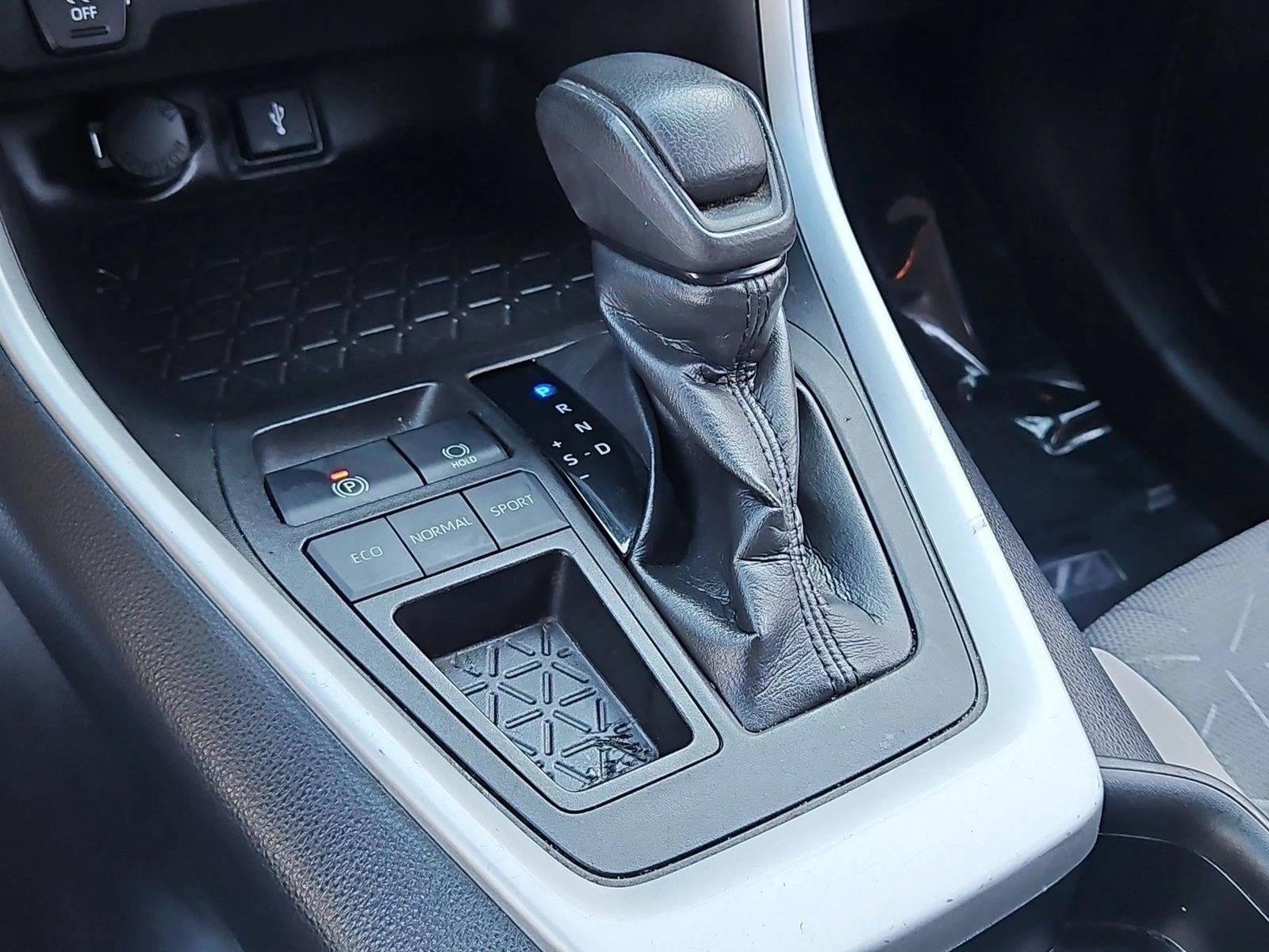 2021 Toyota RAV4 XLE FWD (Natl)