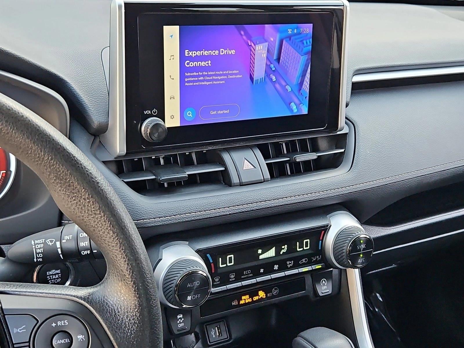 2025 Toyota RAV4 XLE FWD (GS)