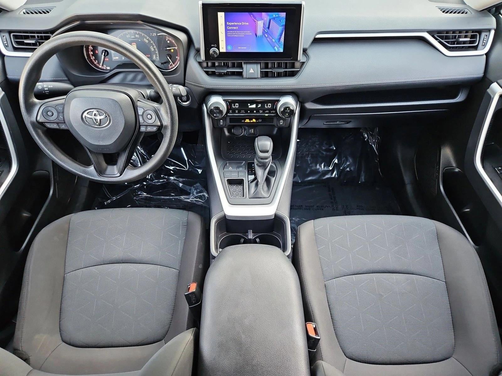 2025 Toyota RAV4 XLE FWD (GS)