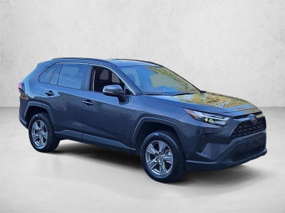 2025 Toyota RAV4 XLE FWD (GS)