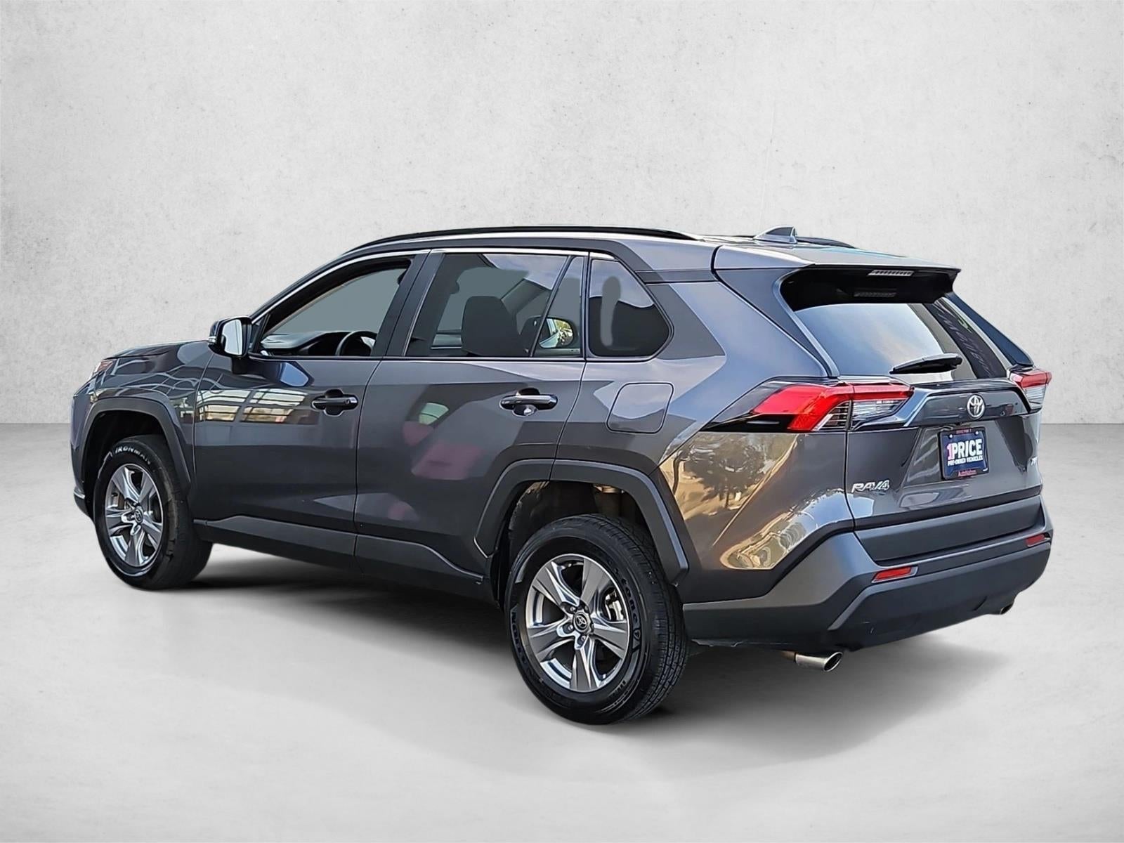 2025 Toyota RAV4 XLE FWD (GS)
