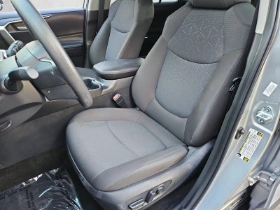 2025 Toyota RAV4 XLE FWD (GS)