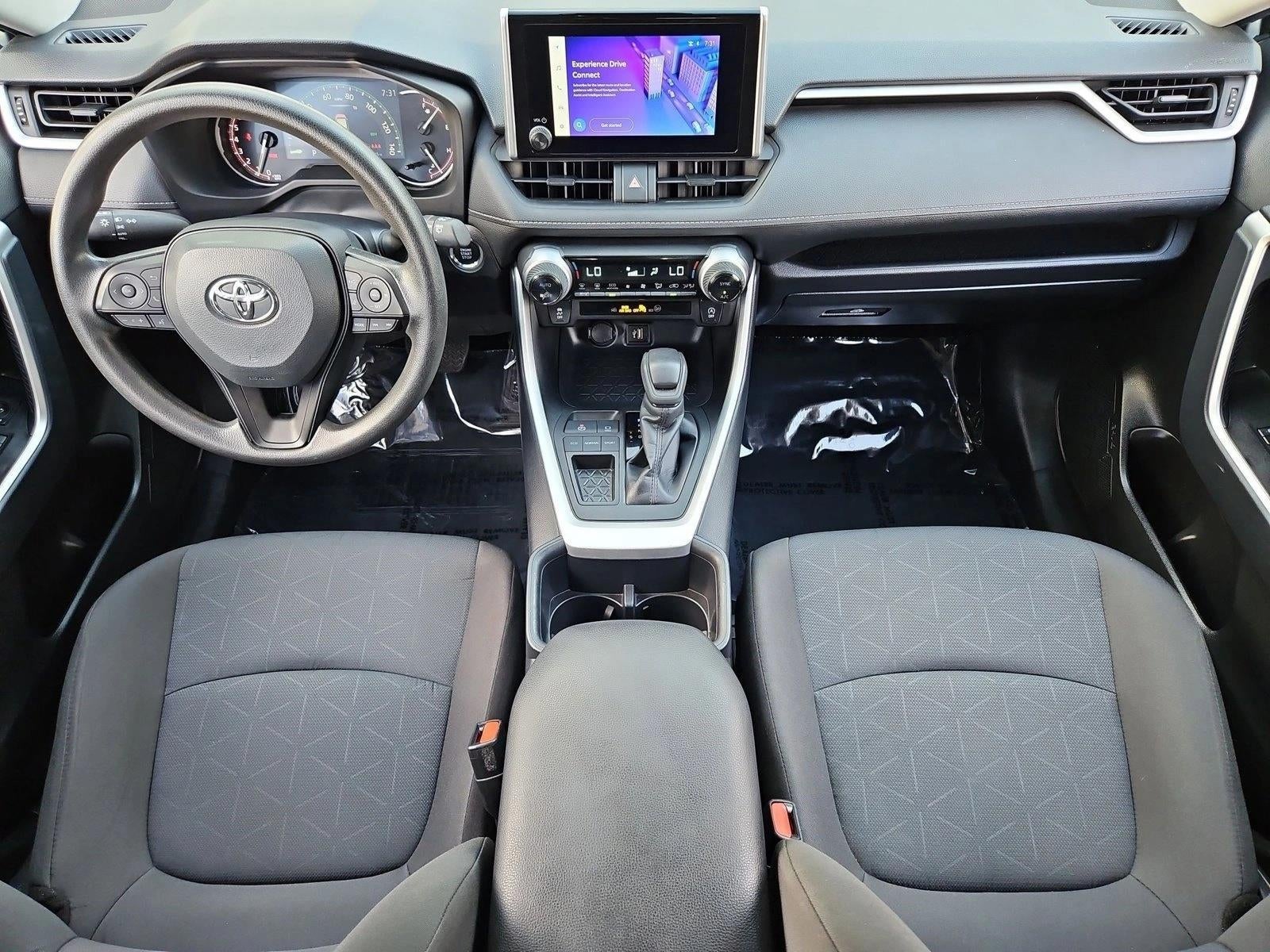 2025 Toyota RAV4 XLE FWD (GS)