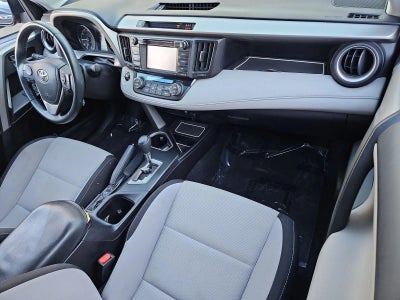 2017 Toyota RAV4 XLE FWD (Natl)