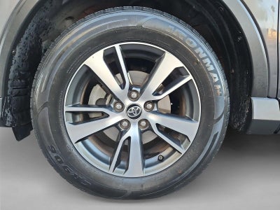2017 Toyota RAV4 XLE FWD (Natl)