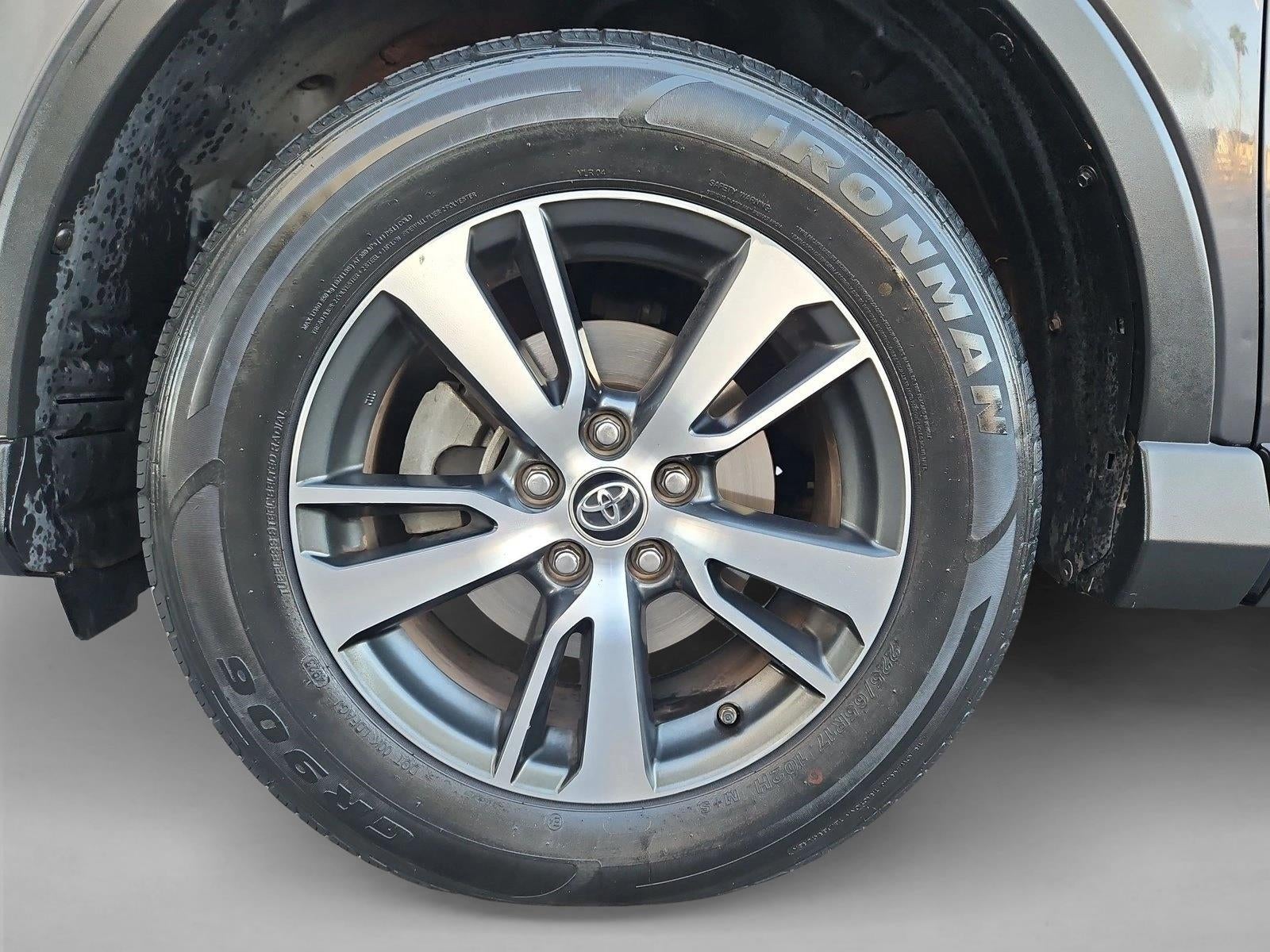 2017 Toyota RAV4 XLE FWD (Natl)