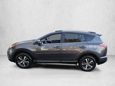 2017 Toyota RAV4 XLE FWD (Natl)
