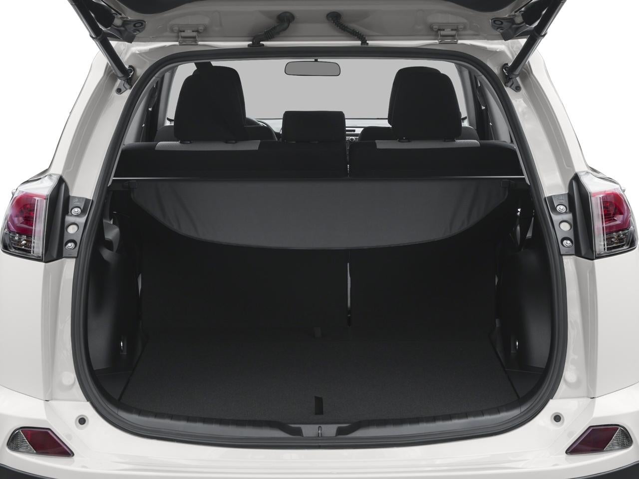 2017 Toyota RAV4 XLE FWD (Natl)