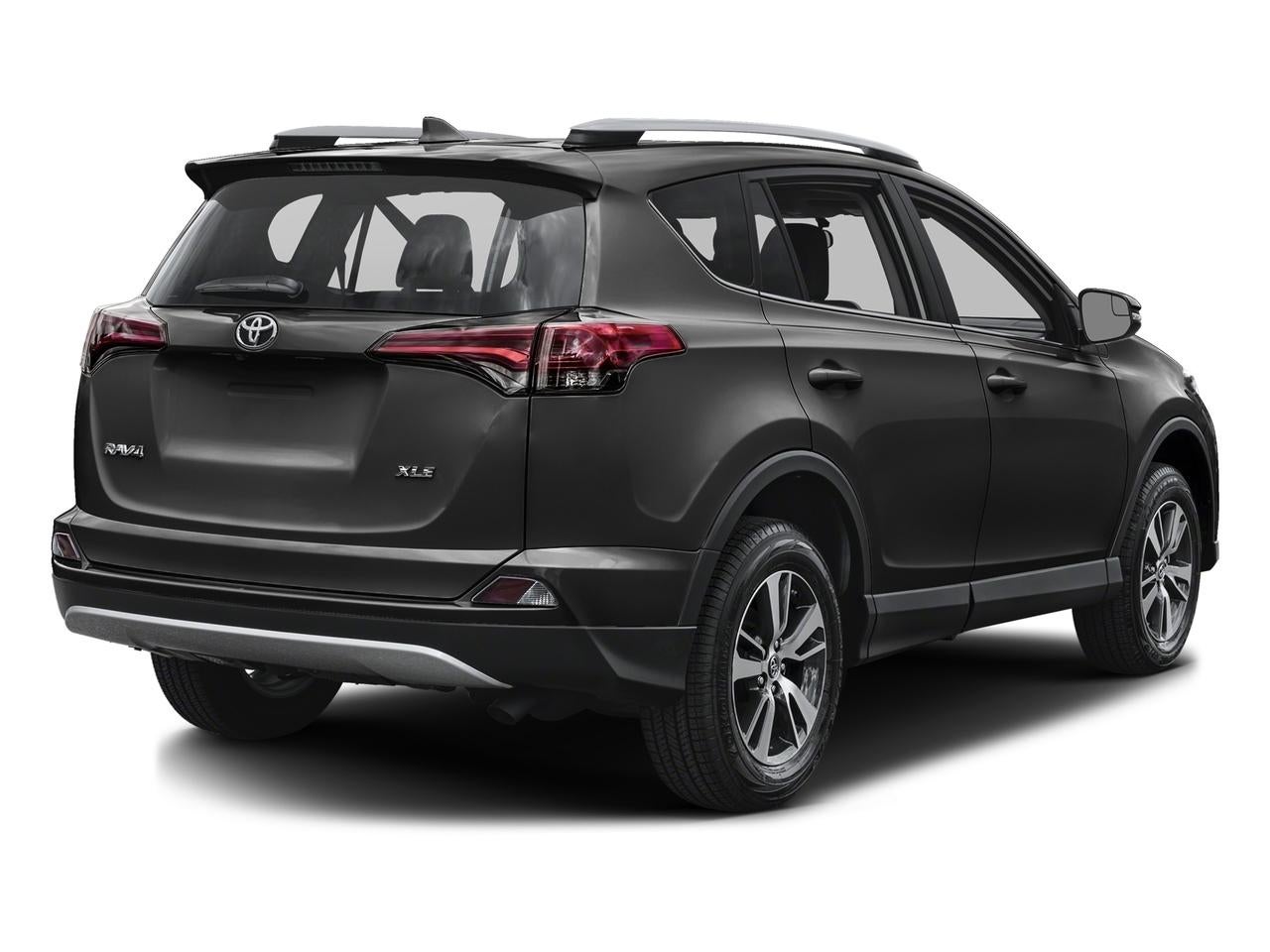 2017 Toyota RAV4 XLE FWD (Natl)