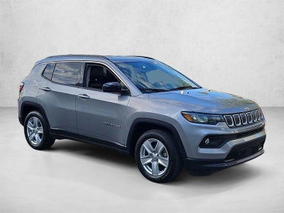 2022 Jeep Compass Latitude FWD